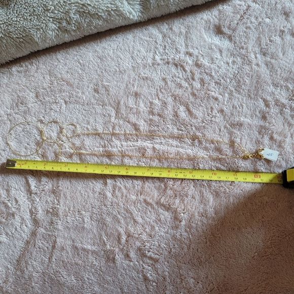 Delicate Dainty Gold Circle Necklace - Picture 5 of 5